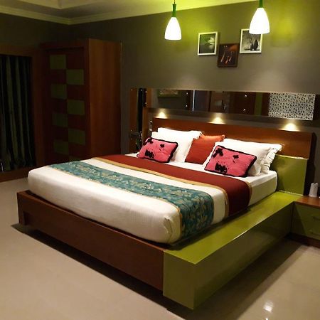 Holiday Hill Hotel & Suites Sultan Bathery Eksteriør billede