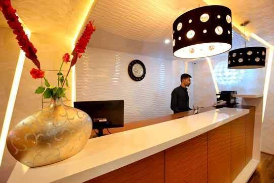 Holiday Hill Hotel & Suites Sultan Bathery Eksteriør billede